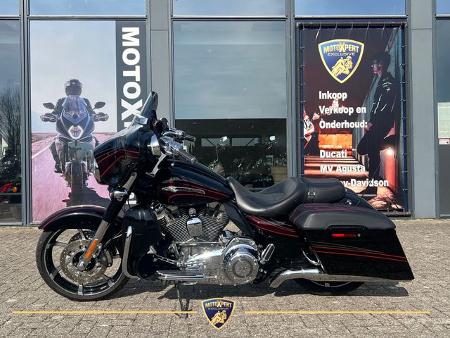harley-davidson - street-glide-cvo-flhxse