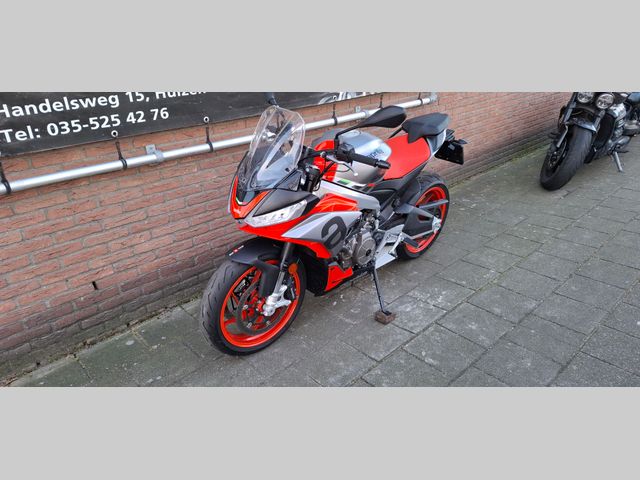 aprilia - tuono-660