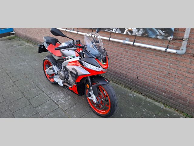 aprilia - tuono-660