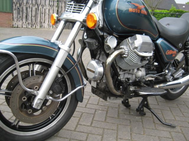 moto-guzzi - california-3