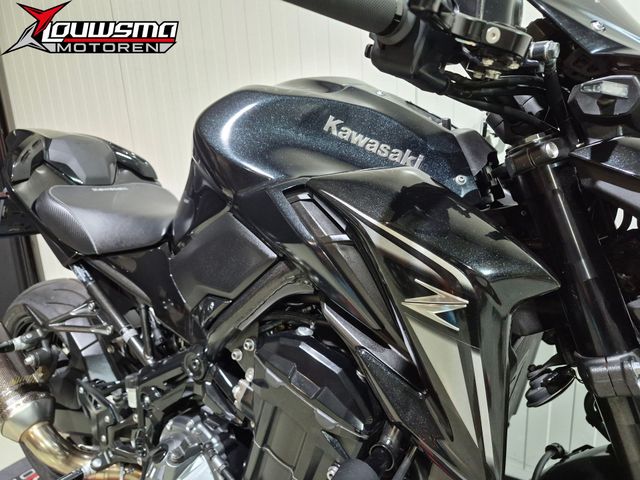 kawasaki - z900