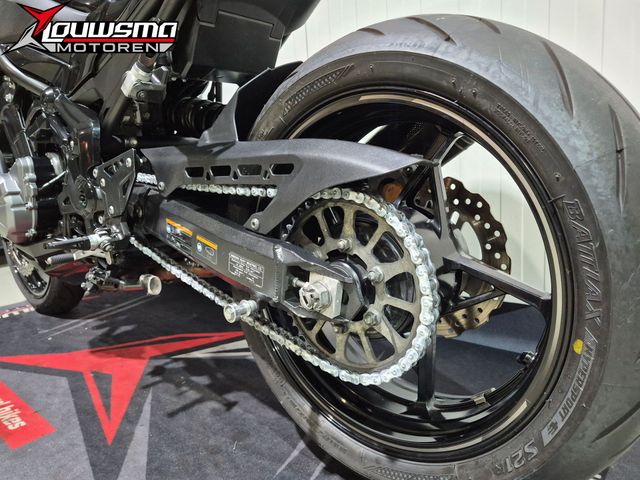kawasaki - z900