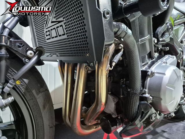 kawasaki - z900