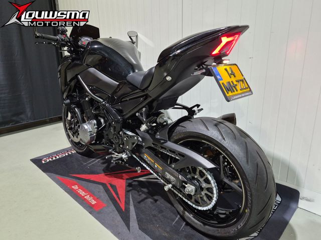 kawasaki - z900