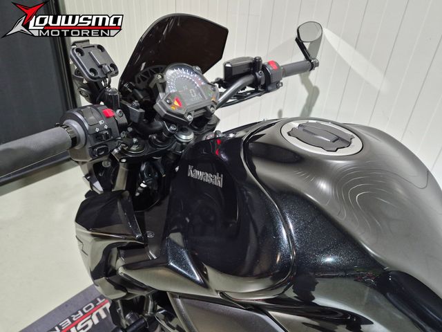 kawasaki - z900
