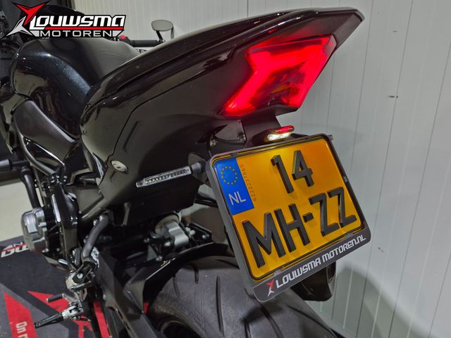 kawasaki - z900