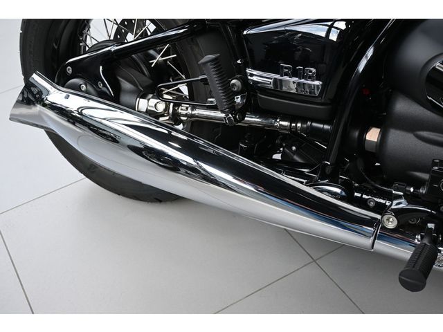 bmw - r-18