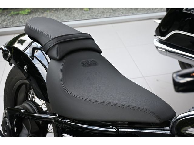 bmw - r-18