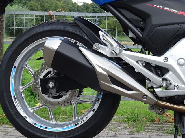honda - nc-750-x-abs