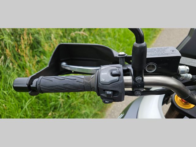 suzuki - v-strom-dl-1000