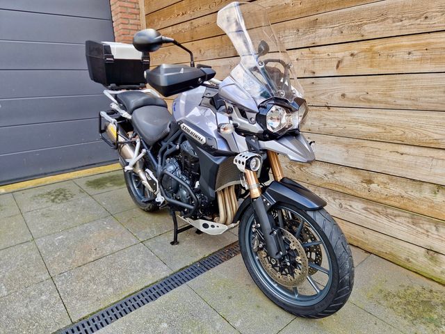 triumph - tiger-1200-xr