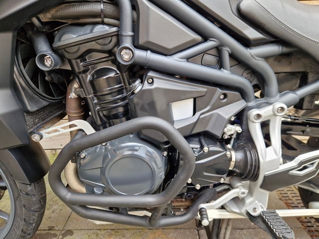 triumph - tiger-1200-xr