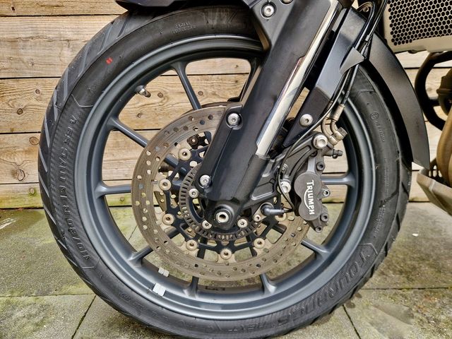 triumph - tiger-1200-xr
