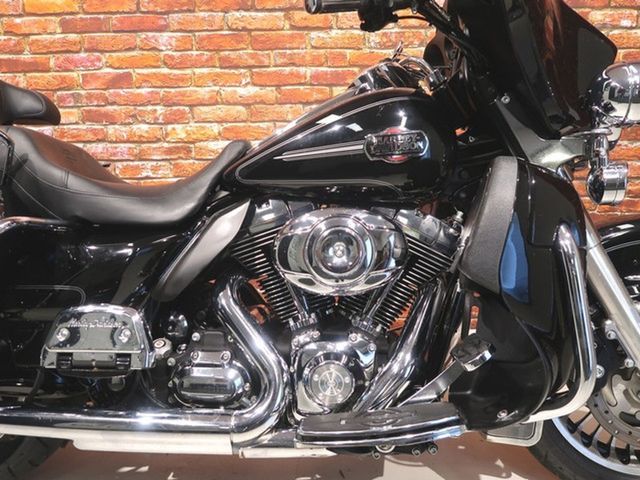 harley-davidson - electra-glide-ultra-classic-flhtcu