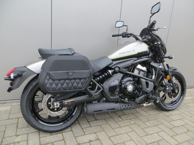 kawasaki - vulcan-s-light-tourer
