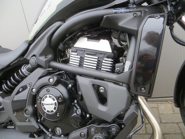 kawasaki - vulcan-s-light-tourer