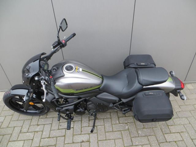 kawasaki - vulcan-s-light-tourer