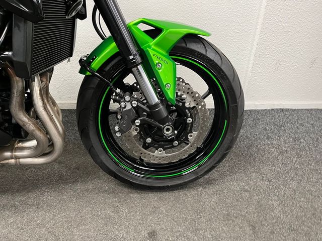 kawasaki - z900