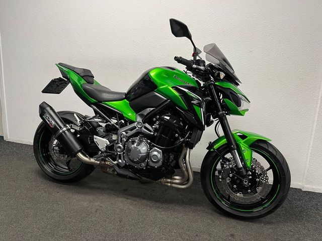 kawasaki - z900