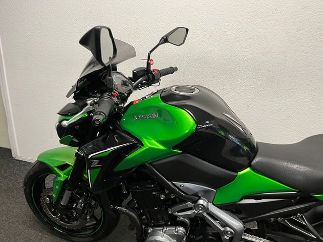 kawasaki - z900
