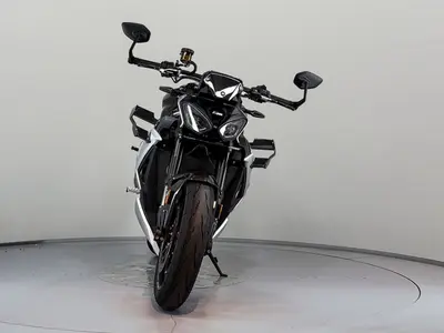 BMW M 1000 R – foto 3