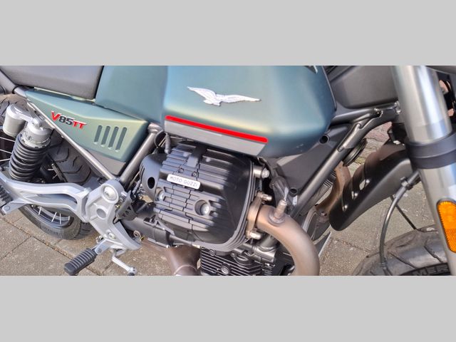 moto-guzzi - v-85-tt
