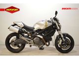 DUCATI M 696