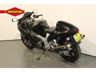 SUZUKI GSX-R 1300 HAYABUSA – foto 4