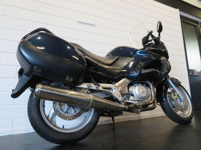 honda - nt-650-v-deauville