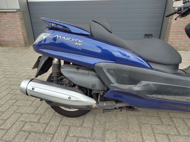 yamaha - majesty-400