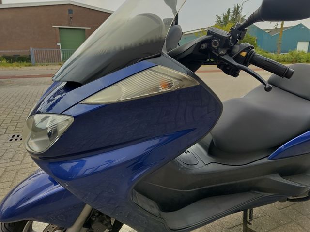 yamaha - majesty-400