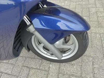 YAMAHA MAJESTY 400 – foto 4