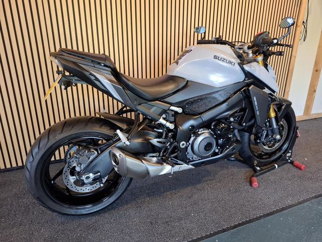 suzuki - gsx-s-1000-abs