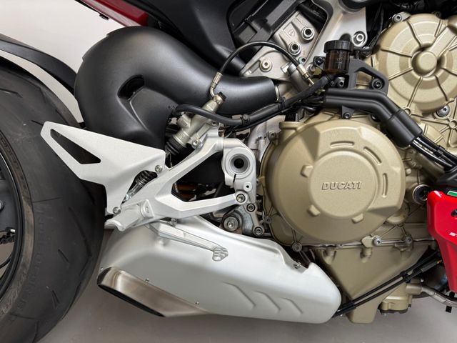 ducati - streetfighter-v4s