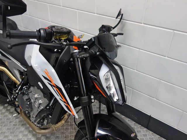 ktm - 790-duke