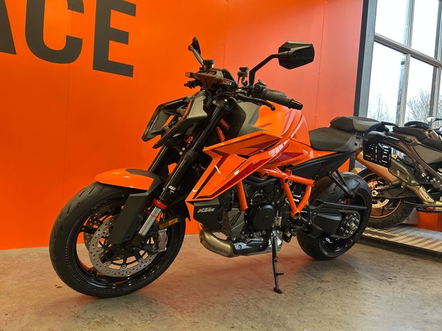 ktm - 1390-super-duke-r