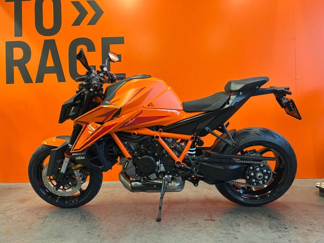 ktm - 1390-super-duke-r
