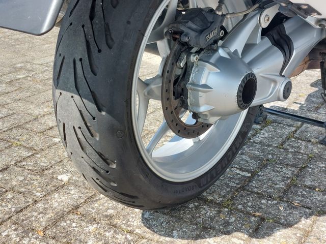 bmw - r-1200-rt