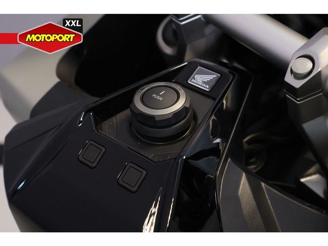 honda - x-adv