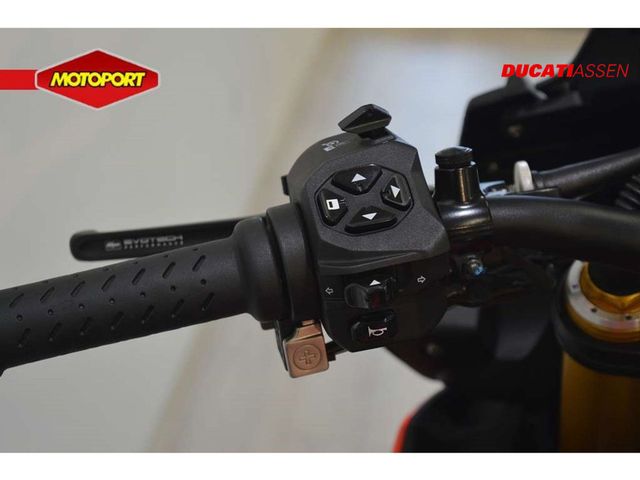 aprilia - tuono-v4-factory