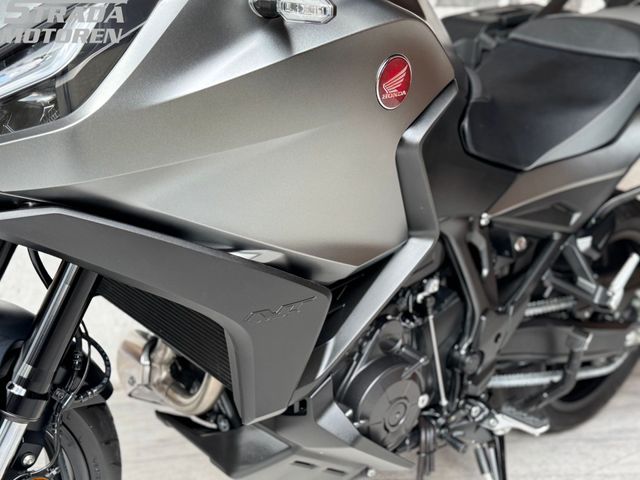 honda - nt-1100