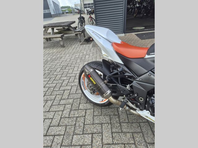 kawasaki - z1000-abs