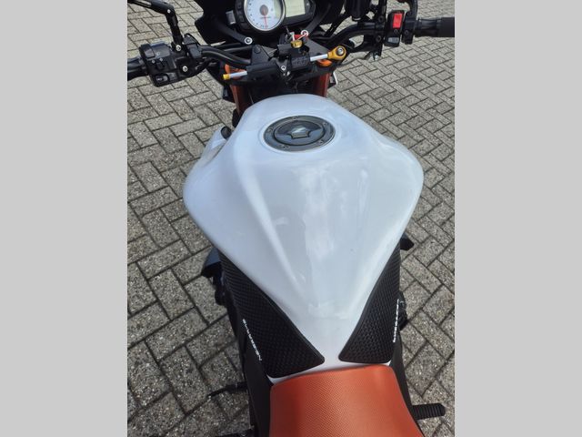kawasaki - z1000-abs