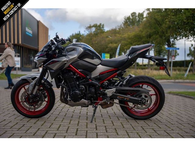 kawasaki - z900