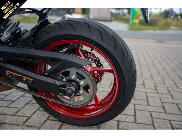 kawasaki - z900