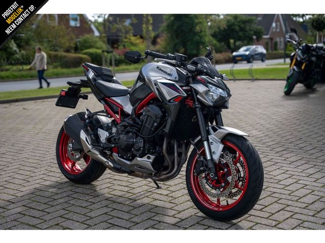 kawasaki - z900