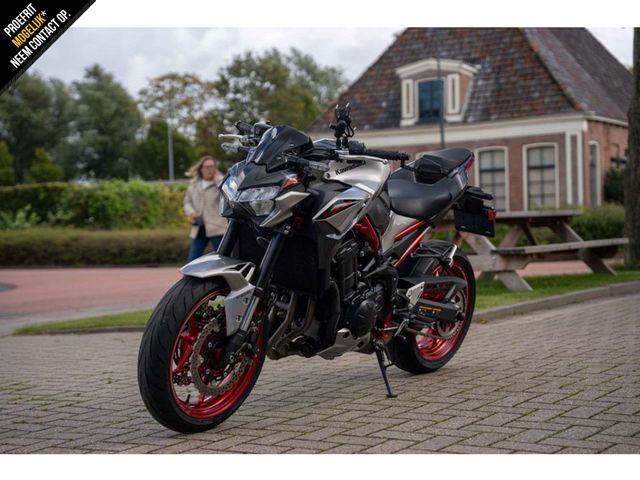 kawasaki - z900