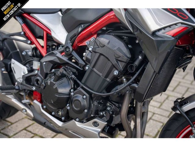 kawasaki - z900