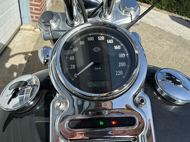 harley-davidson - super-glide-dyna-fxd