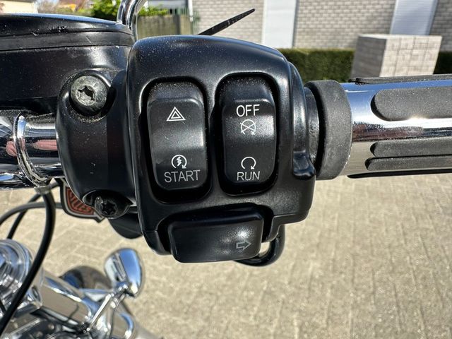 harley-davidson - super-glide-dyna-fxd